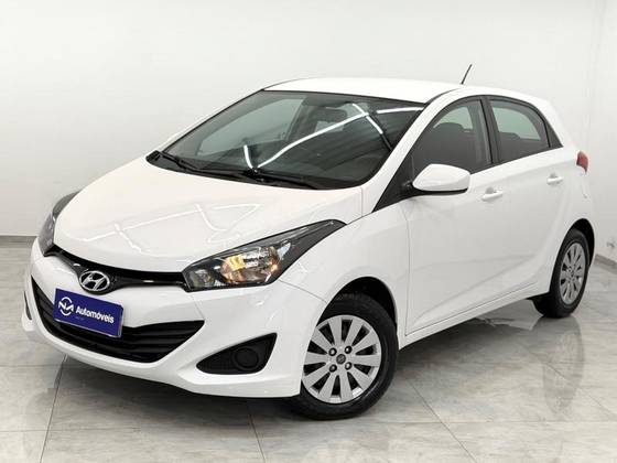 HYUNDAI HB20 1.6 COMFORT 16V FLEX 4P MANUAL HYUNDAI HB20 1.6 COMFORT 16V FLEX 4P MANUAL